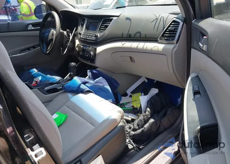 2017 Hyundai Tucson Se из США, поврежденный, VIN KM8J23A41HU381102